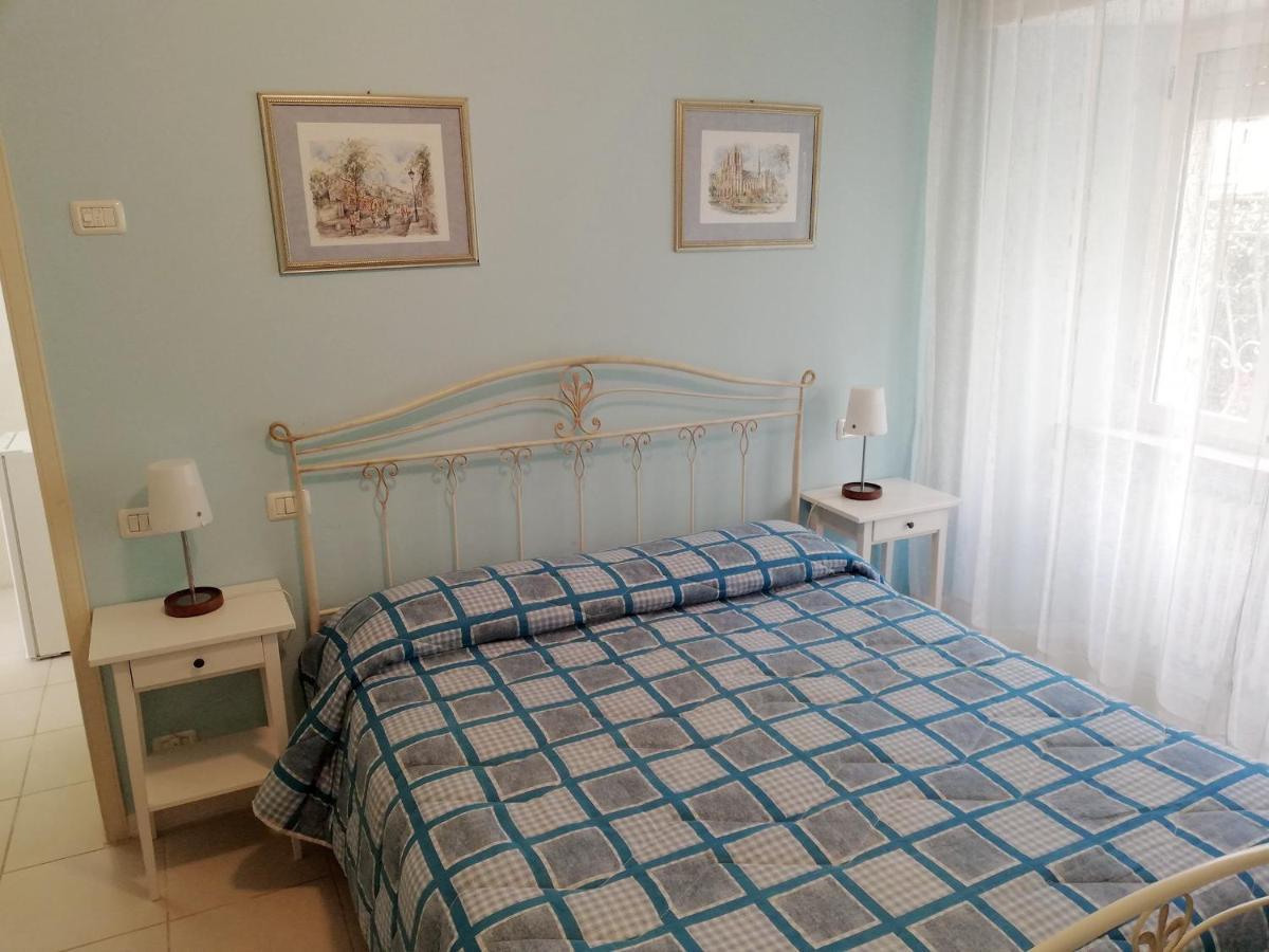La Ginestra Bed & Breakfast ซีโรโล ภายนอก รูปภาพ