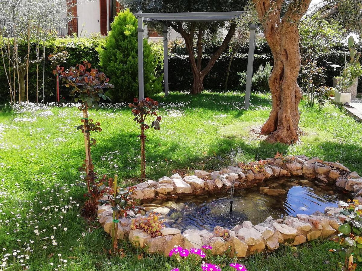 La Ginestra Bed & Breakfast ซีโรโล ภายนอก รูปภาพ